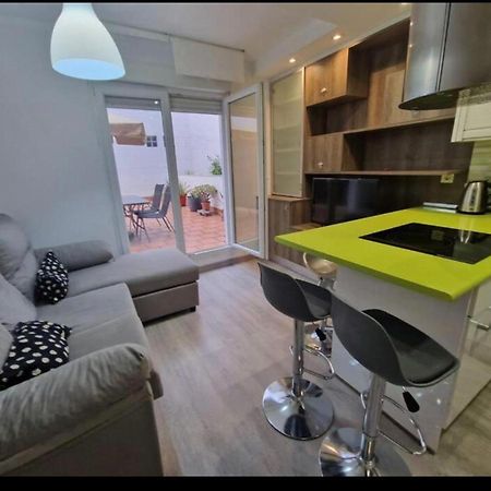 Apartamento Con Terraza Y Parking Gijón Quarto foto