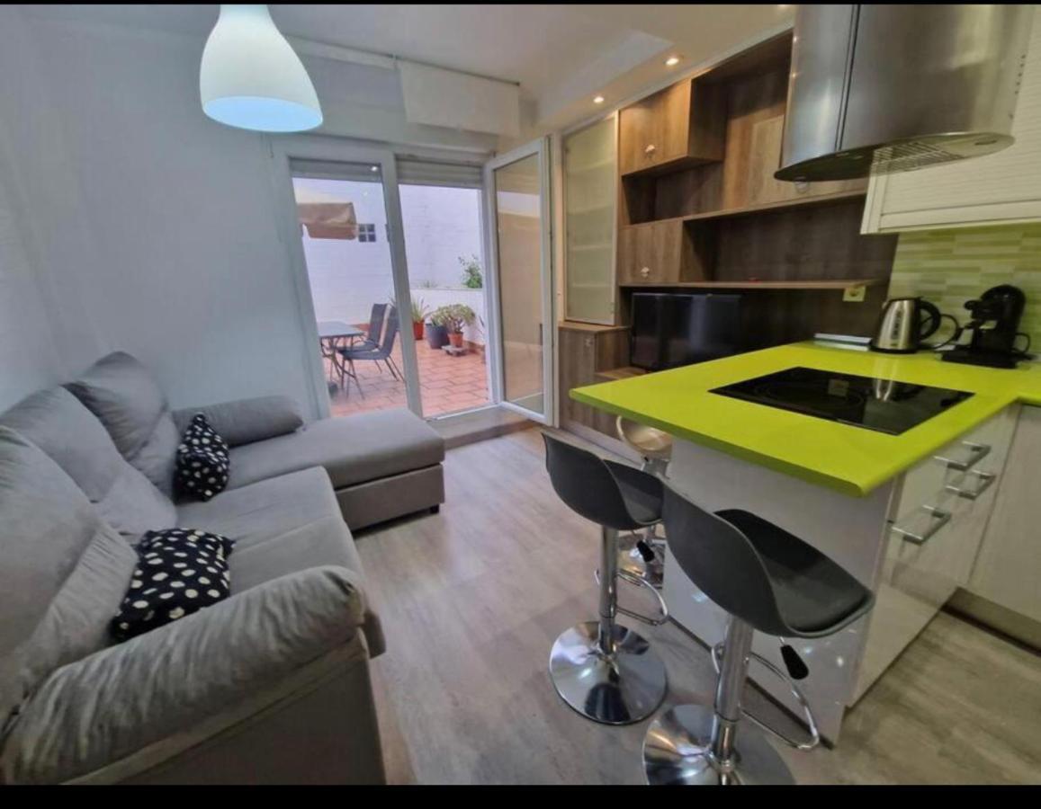 Apartamento Con Terraza Y Parking Gijón Quarto foto