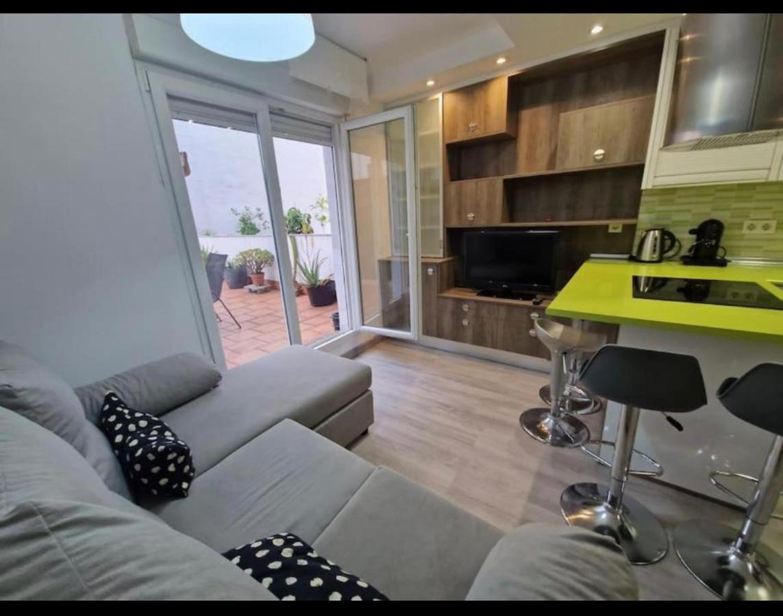 Apartamento Con Terraza Y Parking Gijón Quarto foto