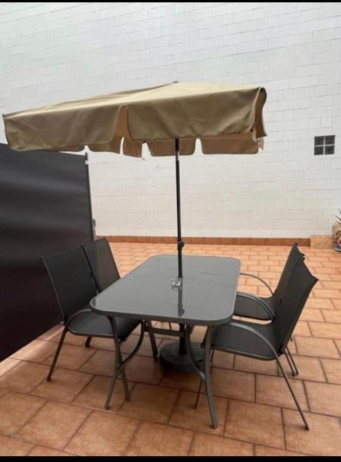Apartamento Con Terraza Y Parking Gijón Quarto foto